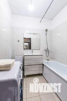 Студия квартира, посуточно, 35м2, 24/25 этаж