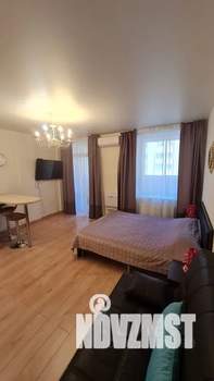 Студия квартира, посуточно, 35м2, 5/19 этаж