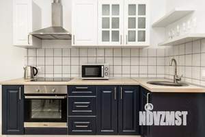 1-к квартира, посуточно, 43м2, 1/1 этаж