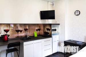 Студия квартира, посуточно, 28м2, 6/9 этаж