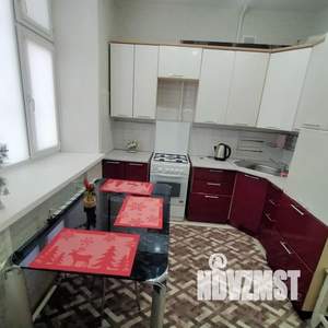 1-к квартира, посуточно, 40м2, 1/5 этаж