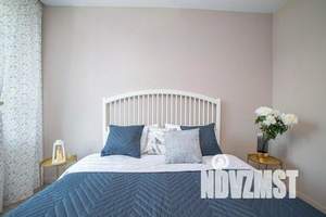 2-к квартира, посуточно, 42м2, 3/17 этаж