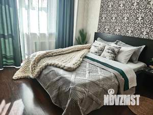 1-к квартира, посуточно, 40м2, 15/18 этаж