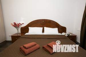 2-к квартира, посуточно, 50м2, 9/33 этаж