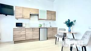 Студия квартира, посуточно, 27м2, 12/12 этаж