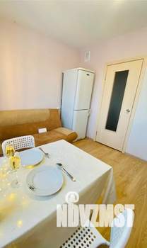 1-к квартира, посуточно, 39м2, 11/18 этаж