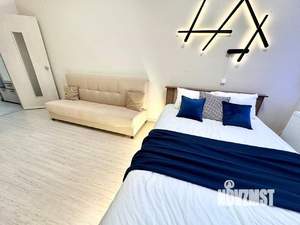 Студия квартира, посуточно, 32м2, 3/25 этаж