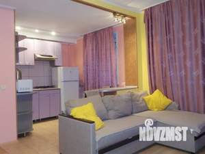 Студия квартира, посуточно, 32м2, 1/5 этаж