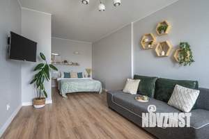 Студия квартира, посуточно, 52м2, 12/21 этаж