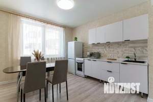 1-к квартира, посуточно, 60м2, 1/1 этаж