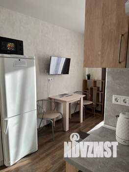 Студия квартира, посуточно, 22м2, 1/9 этаж