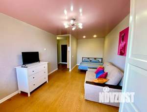 1-к квартира, посуточно, 40м2, 9/9 этаж