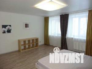 3-к квартира, на длительный срок, 104м2, 4/6 этаж