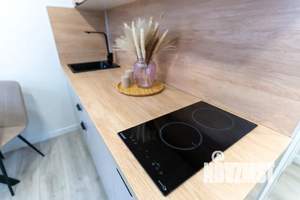 Студия квартира, посуточно, 22м2, 1/25 этаж