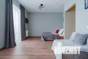 1-к квартира, посуточно, 30м2, 23/32 этаж