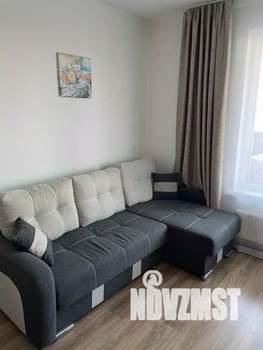 2-к квартира, посуточно, 44м2, 1/1 этаж