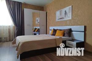 2-к квартира, посуточно, 42м2, 6/25 этаж