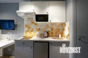 Студия квартира, посуточно, 20м2, 1/6 этаж