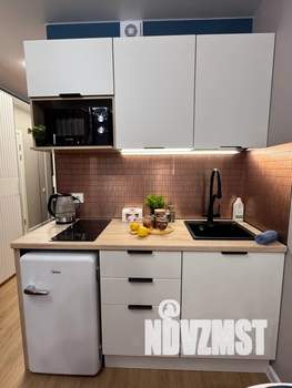 Студия квартира, посуточно, 23м2, 25/26 этаж