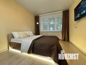 2-к квартира, посуточно, 48м2, 1/1 этаж