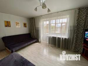 3-к квартира, посуточно, 53м2, 1/1 этаж