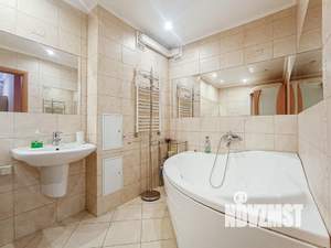 2-к квартира, посуточно, 70м2, 7/16 этаж