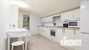 1-к квартира, посуточно, 42м2, 5/5 этаж