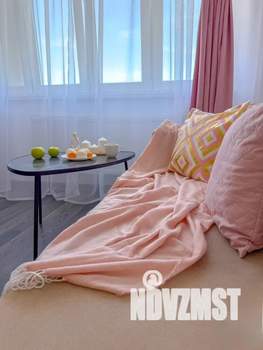 1-к квартира, посуточно, 48м2, 7/15 этаж