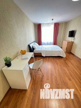 2-к квартира, посуточно, 75м2, 1/1 этаж