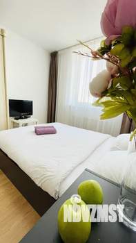 1-к квартира, посуточно, 42м2, 11/18 этаж