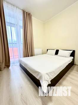 Студия квартира, посуточно, 35м2, 22/25 этаж