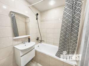 2-к квартира, посуточно, 48м2, 3/9 этаж