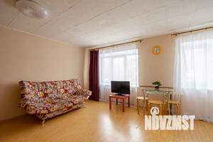 Студия квартира, посуточно, 32м2, 4/5 этаж