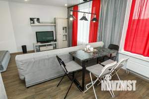 1-к квартира, посуточно, 37м2, 1/1 этаж