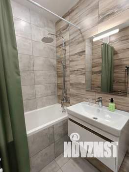 1-к квартира, посуточно, 42м2, 10/25 этаж