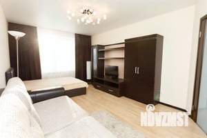 1-к квартира, посуточно, 42м2, 1/1 этаж