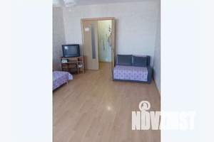 1-к квартира, посуточно, 47м2, 15/16 этаж