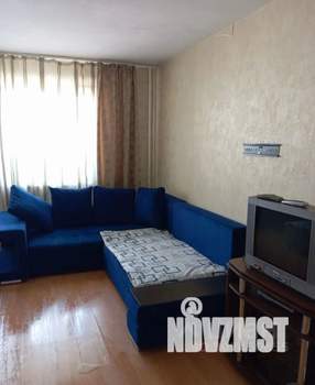 1-к квартира, посуточно, 47м2, 1/1 этаж