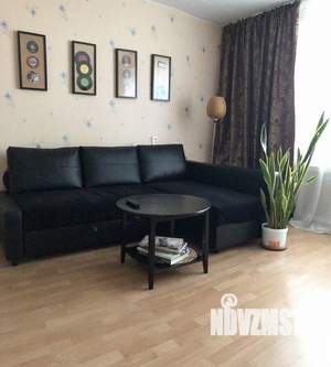 1-к квартира, посуточно, 42м2, 1/1 этаж