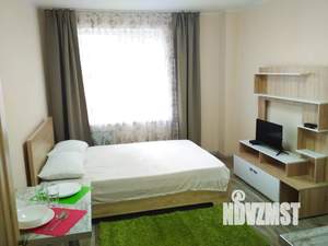 Студия квартира, посуточно, 20м2, 1/12 этаж