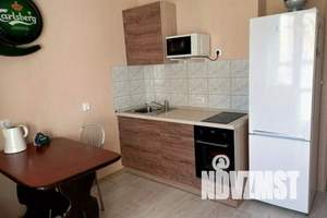 1-к квартира, посуточно, 35м2, 14/19 этаж