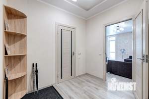 Студия квартира, посуточно, 32м2, 3/19 этаж