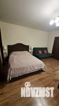 Студия квартира, посуточно, 35м2, 6/19 этаж