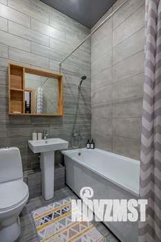 Студия квартира, посуточно, 30м2, 1/25 этаж