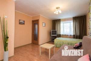 1-к квартира, посуточно, 33м2, 1/1 этаж