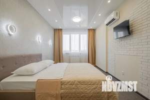 1-к квартира, посуточно, 48м2, 8/32 этаж