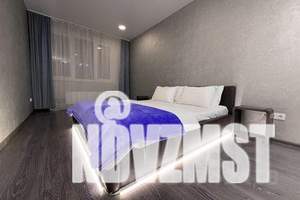 1-к квартира, посуточно, 49м2, 25/35 этаж