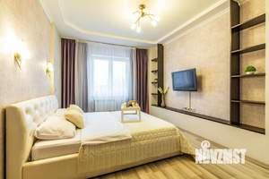 2-к квартира, посуточно, 70м2, 9/18 этаж