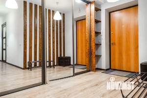 2-к квартира, посуточно, 77м2, 1/1 этаж