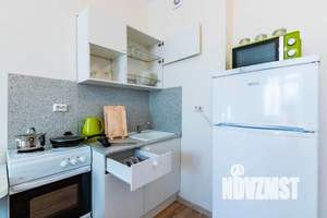 Студия квартира, посуточно, 29м2, 23/25 этаж